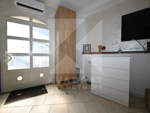 Rent, studio apartment, 35m², Stara Varoš, Podgorica - image 6