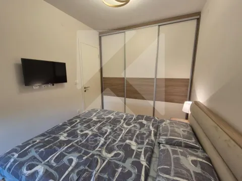 Prodaja, jednosoban stan, 63m², Kruševac, Podgorica - image 9