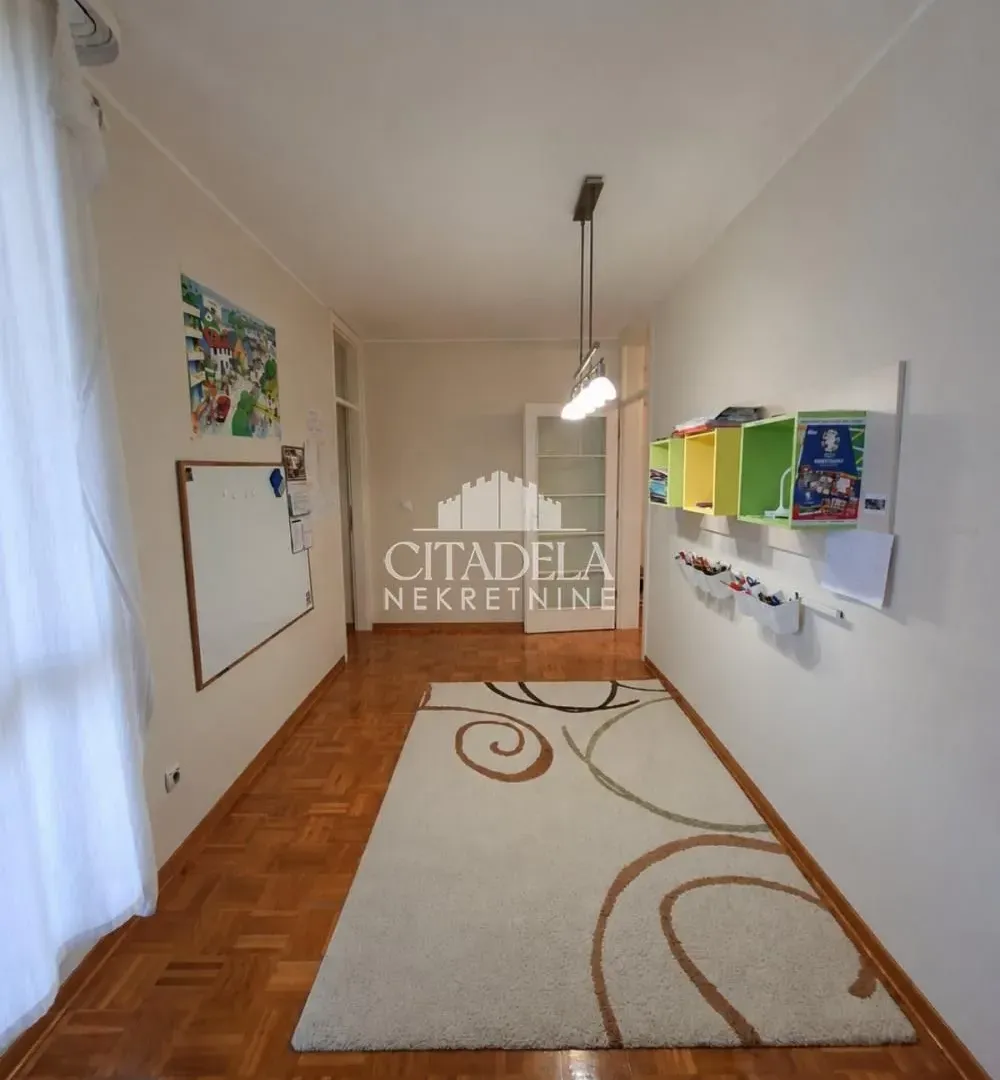 Prodaja, trosoban stan, 90m², Bezanijska Kosa 1, Bežanijska Kosa Sve Podlokacije