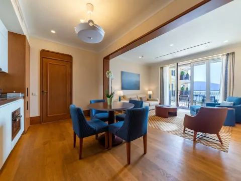 Sale, two bedroom apartment, 178m², Porto Montenegro, Tivat - image 4