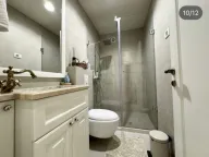 Sale, three bedroom apartment, 180m², City Kvart, Podgorica - image 9