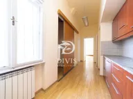Izdavanje, poslovni prostor, 255m², Vračar Centar, Vračar Sve Podlokacije - image 5