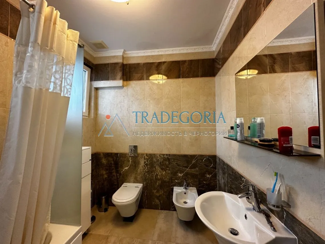 Sale, house, 859m², Dobra Voda, Bar