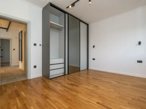 Rent, house, 180m², Gornja Gorica, Podgorica - image 27