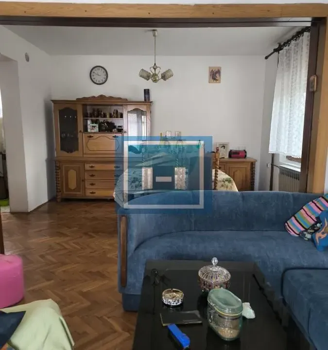 Prodaja, kuća, 350m², Ćuprija, Srbija