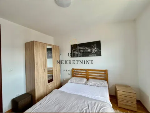 Rent, two bedroom apartment, 70m², Centar, Bar - image 9