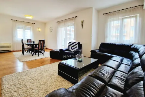 Izdavanje, trosoban stan, 120m², City Kvart, Podgorica - image 2