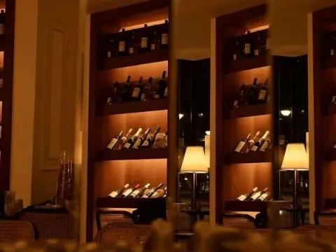 Prodaja, ugostiteljski objekat, 300m², Stari Grad, Beograd - image 2