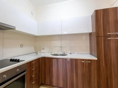 Izdavanje, dvosoban stan, 75m², Donja Gorica, Podgorica - image 4