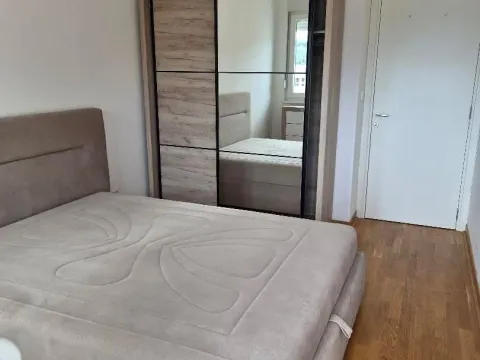 Rent, one bedroom apartment, 45m², Zagorič, Podgorica - image 12