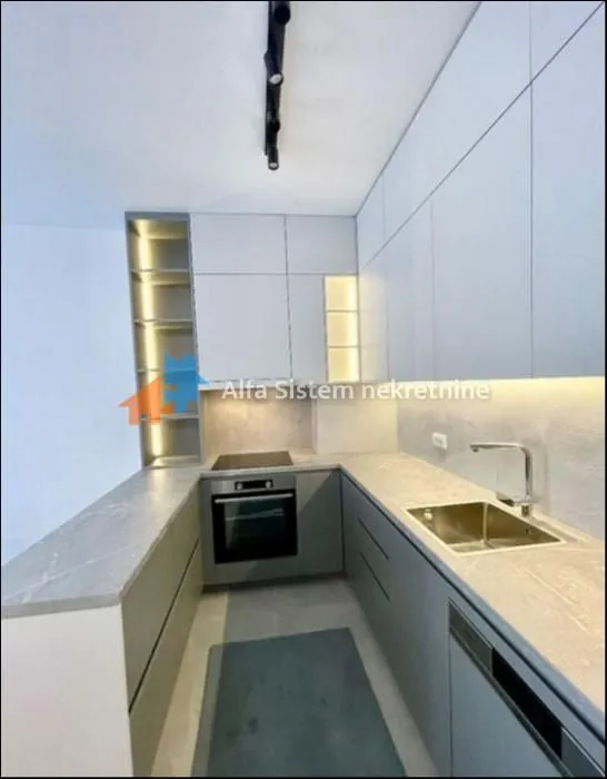 Rent, two bedroom apartment, 60m², Crveni Krst, Beograd