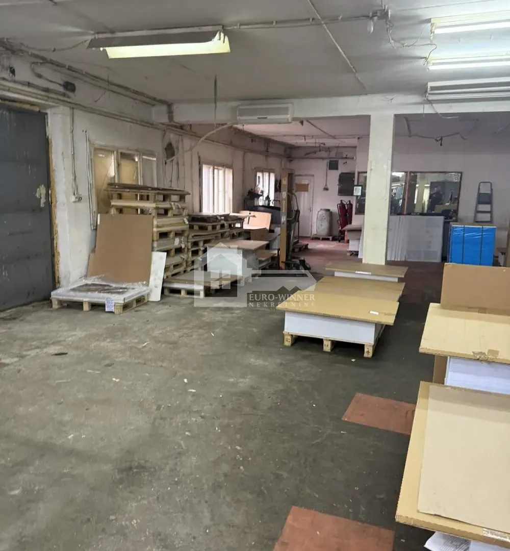 Rent, office space, 800m², Borča 1, Borča Sve Podlokacije