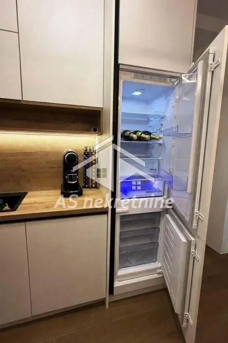 Rent, one bedroom apartment, 42m², Savski Venac, Beograd