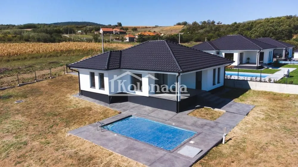 Prodaja, kuća, 136m², Nemenikuće, Sopot