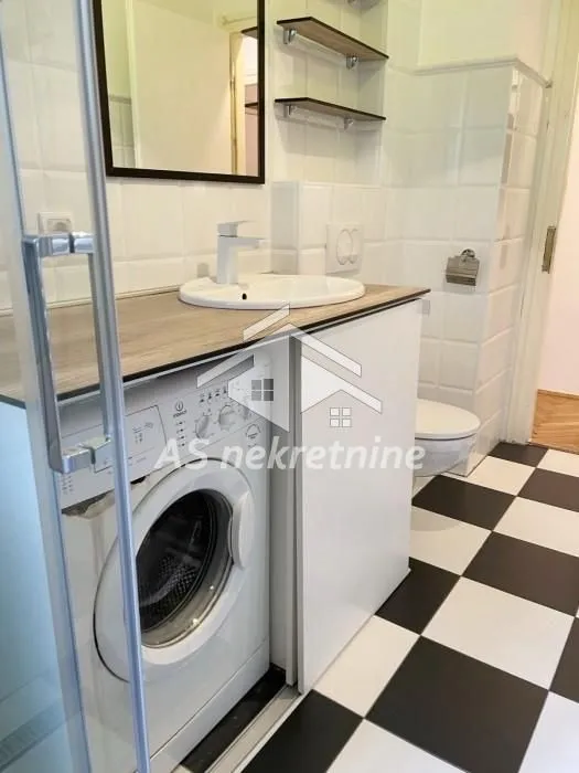 Rent, two bedroom apartment, 55m², Stari Grad, Beograd