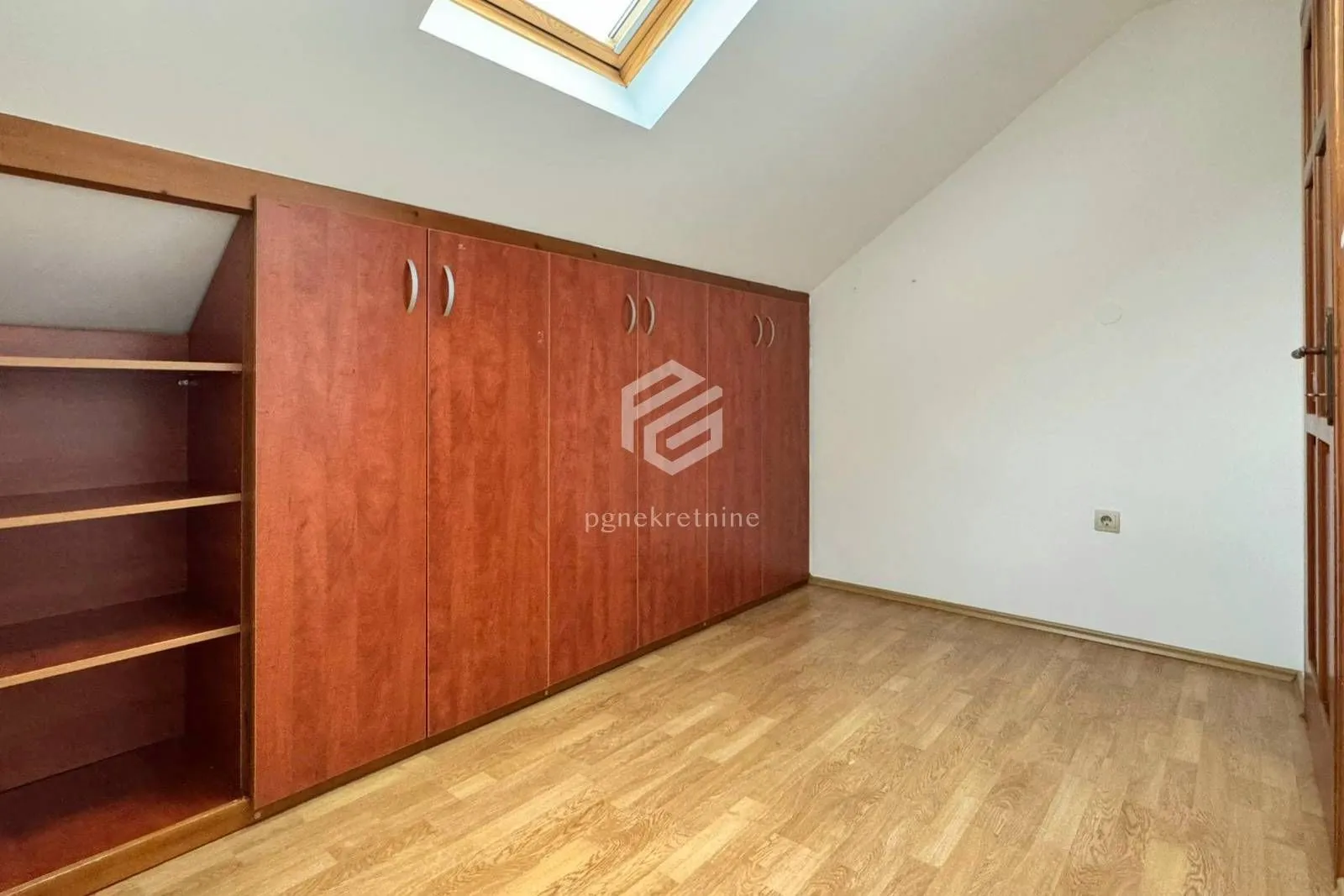 Rent, two bedroom apartment, 70m², Dalmatinska ulica, Podgorica