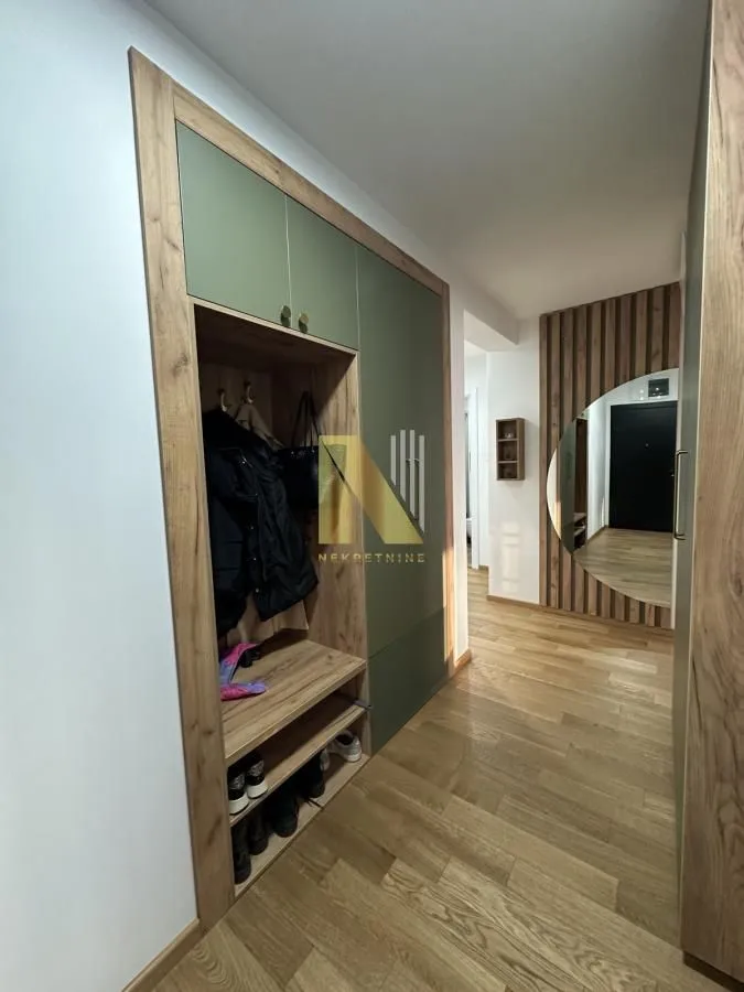 Prodaja, četvorosoban stan, 80m², Nova Detelinara, Novi Sad Sve Podlokacije