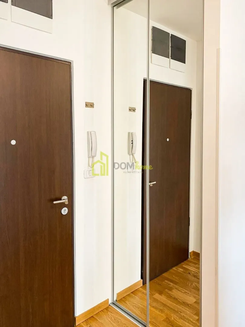 Izdavanje, dvosoban stan, 67m², City Kvart, Podgorica