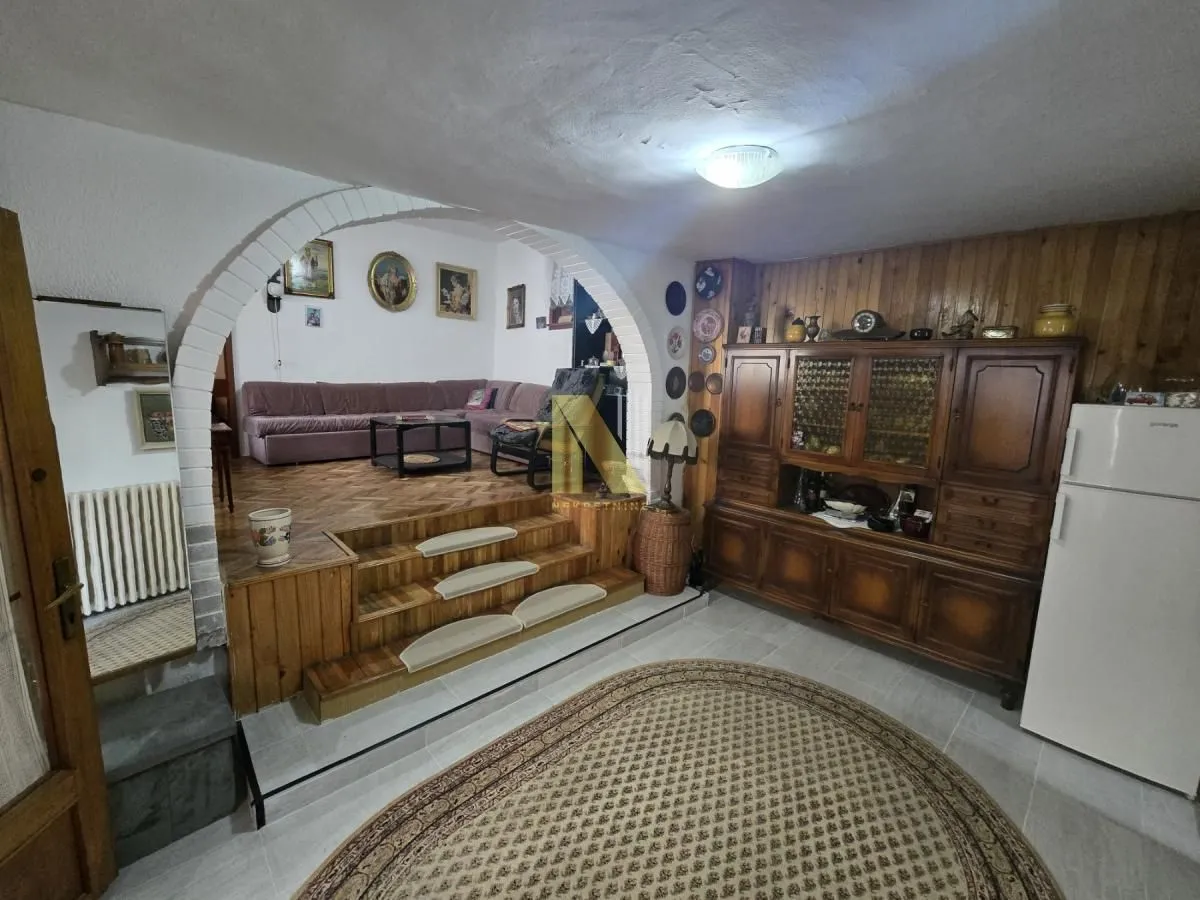 Prodaja, kuća, 122m², Podbara, Novi Sad Sve Podlokacije