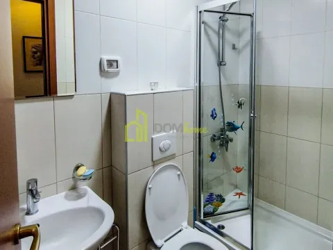 Izdavanje, dvosoban stan, 72m², City Kvart, Podgorica - image 4