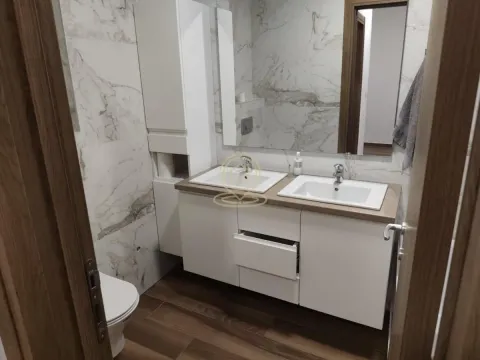 Izdavanje, stan, 100m², Centar, Novi Sad - image 8