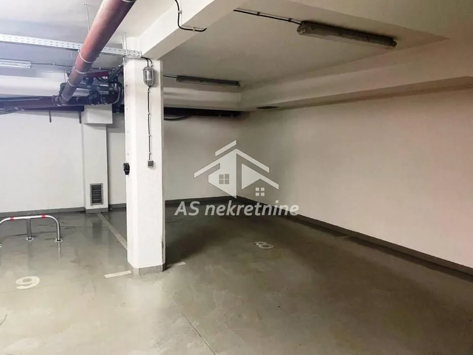 Rent, four bedroom apartment, 118m², Vračar Hram, Vračar Sve Podlokacije