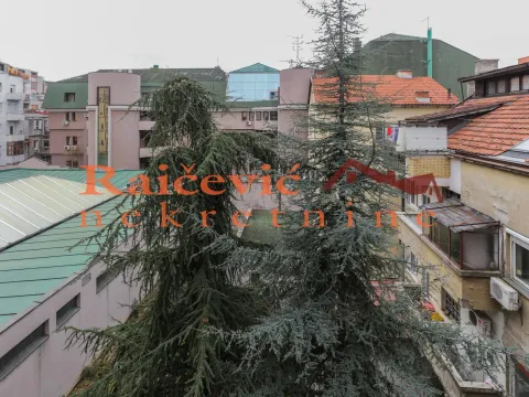 Sale, three bedroom apartment, 95m², Vračar, Šid - image 10