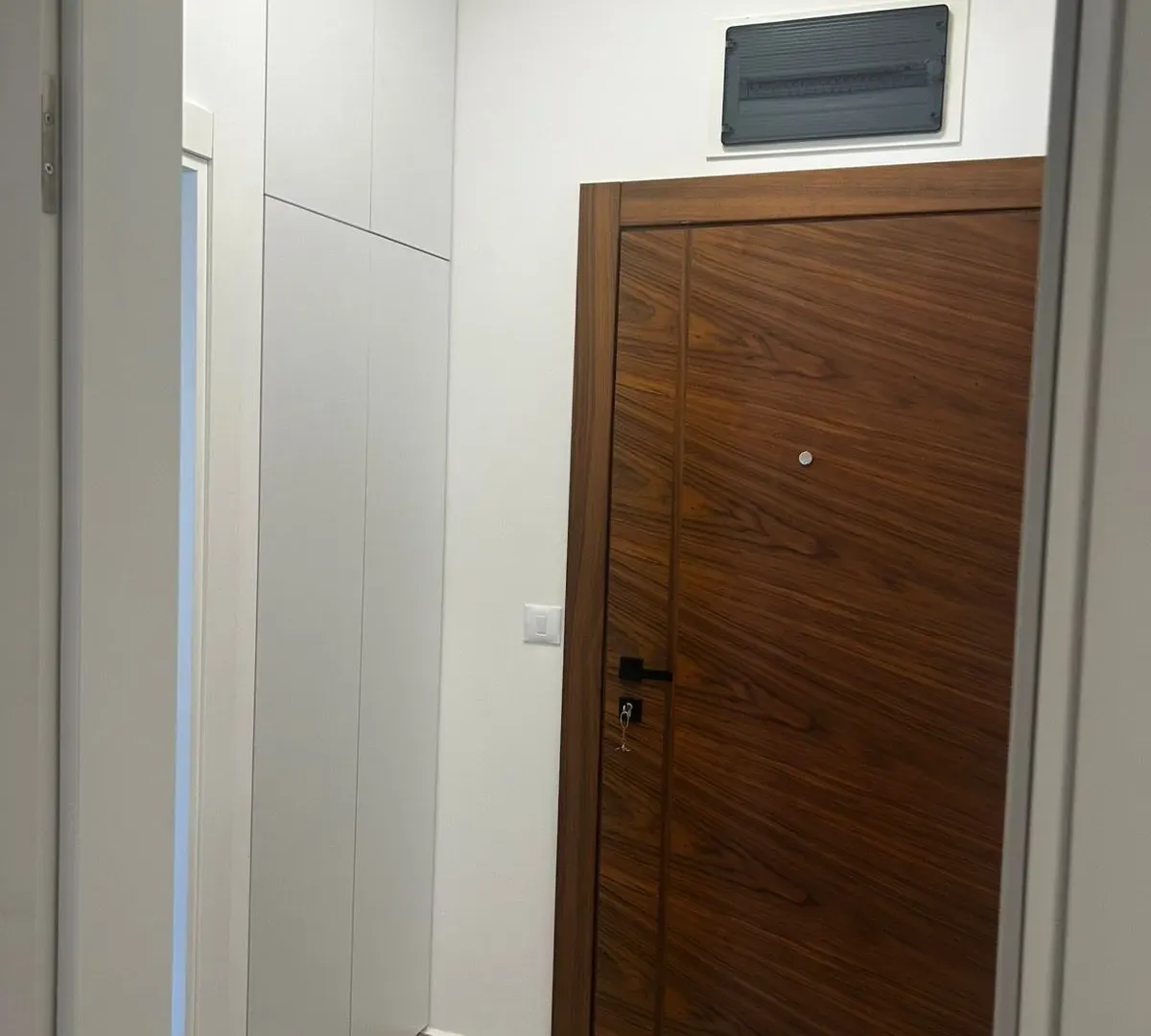 Rent, one bedroom apartment, 42m², Kava, Tivat