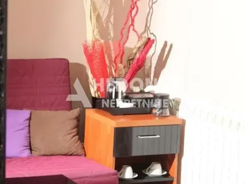 Prodaja, trosoban stan, 90m², Stari Grad, Beograd - image 3