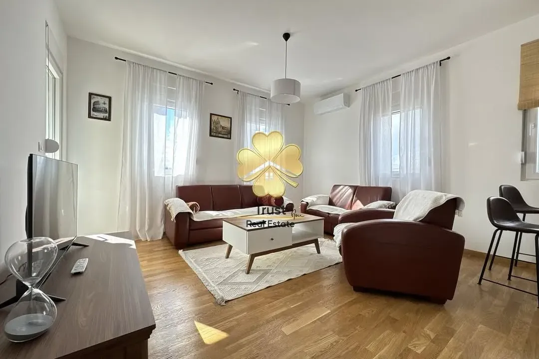 Izdavanje, dvosoban stan, 60m², Zabjelo, Podgorica