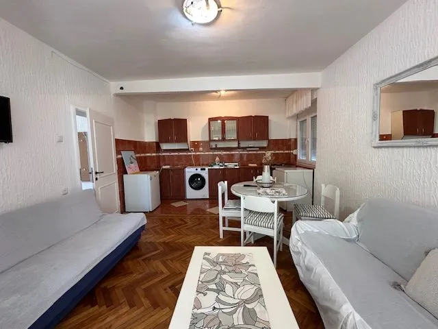 Rent, one bedroom apartment, 50m², Šušanj, Bar
