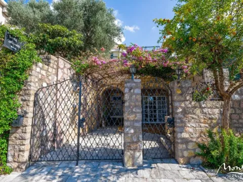 Prodaja, kuća, 375m², Sveti Stefan, Budva - image 32