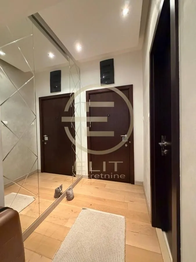 Prodaja, stan, 105m², Liman 3, Novi Sad Sve Podlokacije