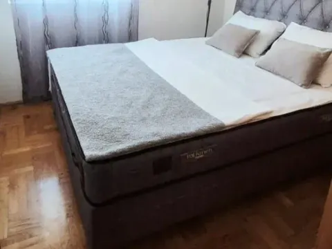 Izdavanje, jednosoban stan, 44m², Kalimanj, Tivat - image 2