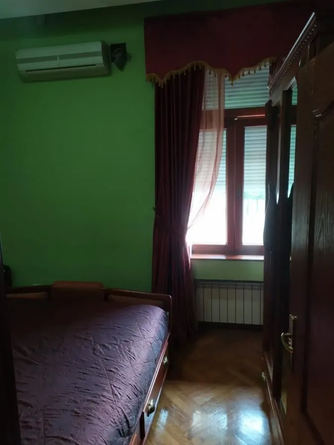 Prodaja, dvosoban stan, 95m², Podgorica, Crna Gora