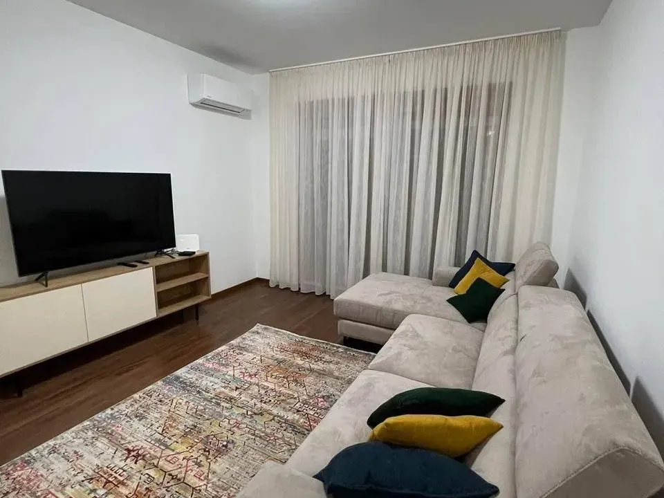 Izdavanje, jednosoban stan, 50m², Master Kvart, Podgorica