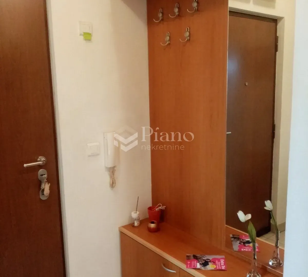 Rent, two bedroom apartment, 71m², Preko Morače, Podgorica