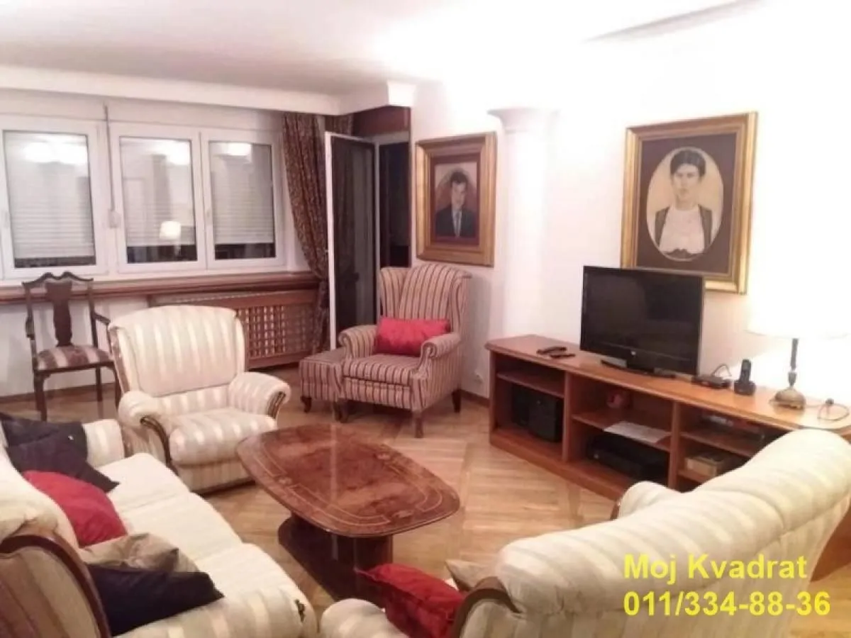 Izdavanje, četvorosoban stan, 94m², Savski Venac, Beograd