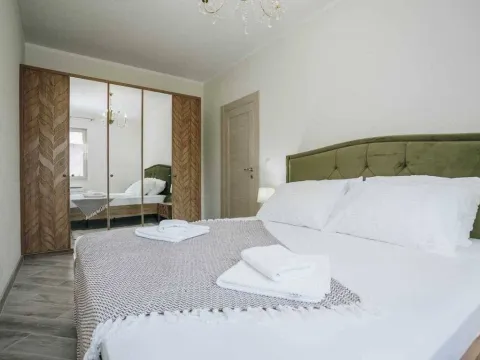 Sale, house, 300m², Krašići, Tivat - image 10