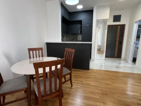 Izdavanje, jednosoban stan, 50m², Centar, Bar - image 3