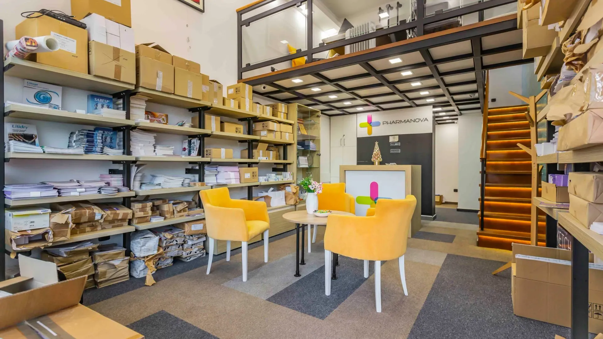 Izdavanje, poslovni prostor, 43m², City Kej, Podgorica