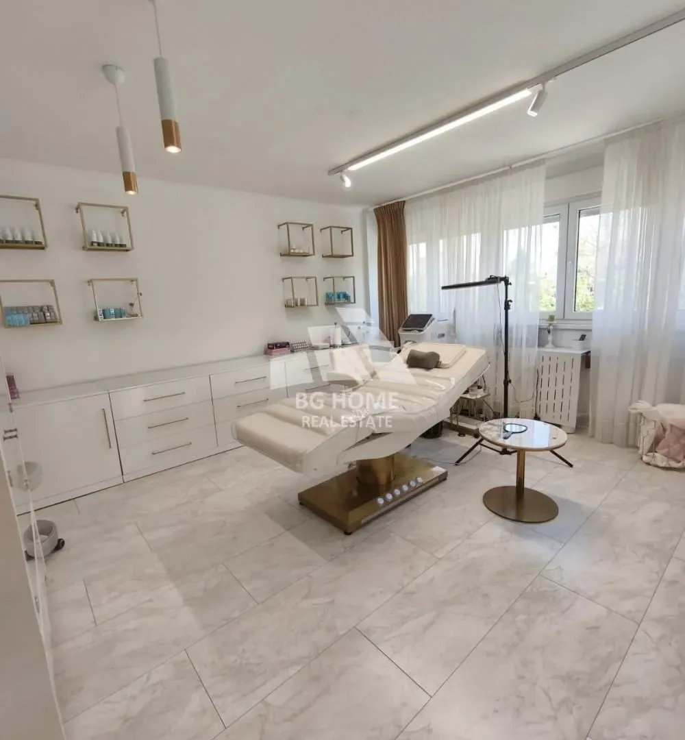 Sale, two bedroom apartment, 53m², Kalenić Pijaca, Vračar Sve Podlokacije