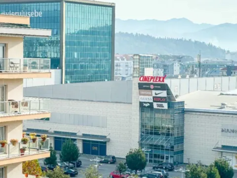 Izdavanje, jednosoban stan, 44m², City Kvart, Podgorica - image 7