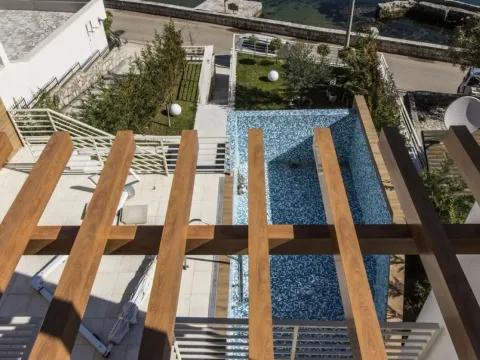 Sale, house, 371m², Stoliv, Kotor - image 7