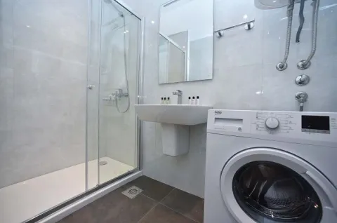 Rent, one bedroom apartment, 47m², Centar, Budva - image 7