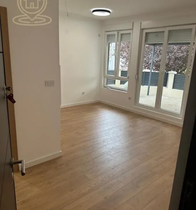 Prodaja, jednosoban stan, 42m², Karaburma, Palilula Sve Podlokacije