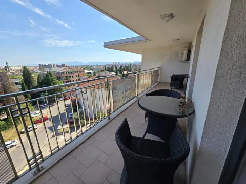 Sale, three bedroom apartment, 120m², Gorica C, Podgorica - image 19