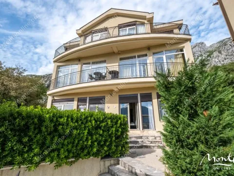 Prodaja, trosoban stan, 101m², Orahovac, Kotor - image 35