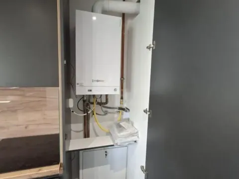 Prodaja, četvorosoban stan, 135m², Pančevo, Srbija - image 8