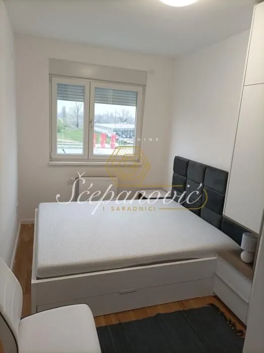 Prodaja, jednosoban stan, 40m², Šonsi, Novi Sad Sve Podlokacije